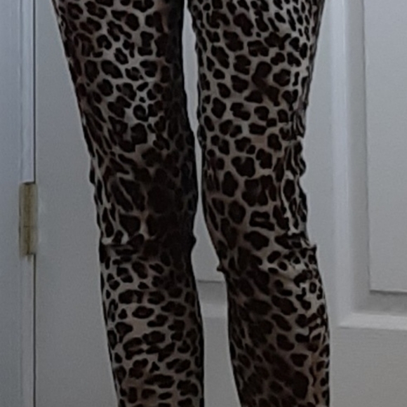 Leopard pants - Picture 4 of 4